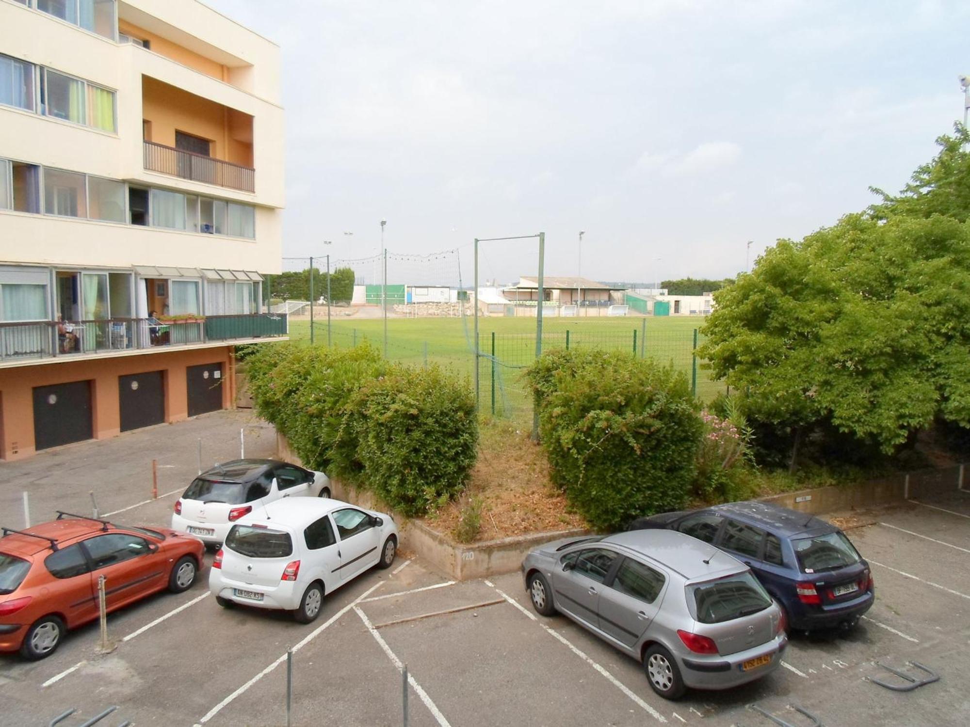 Appartement 2 Etoiles Proche Du Stade Et Des Thermes A Balaruc-Les-Bains, Avec Parking Et Balcon Ferme - Fr-1-503-84 Exterior foto
